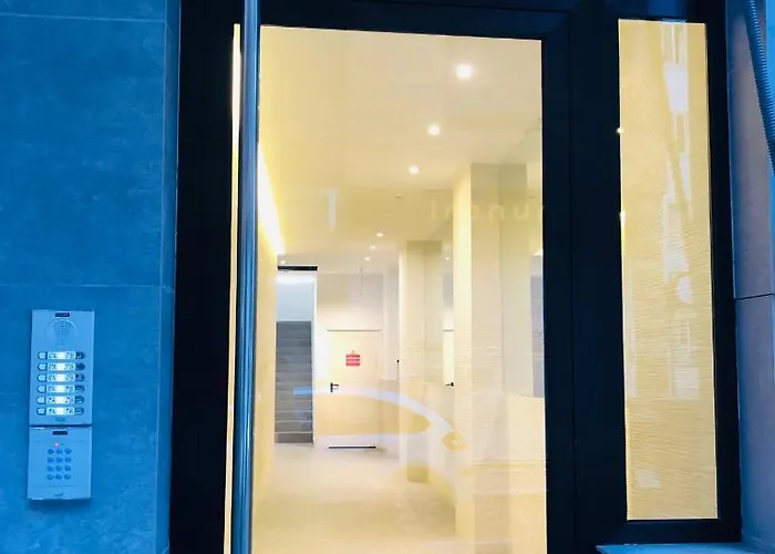 Deluxe Strada 公寓 *